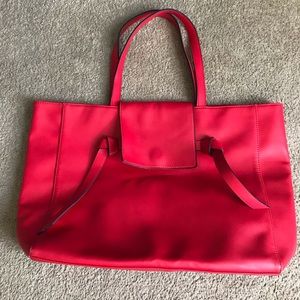 Red Elizabeth arden tote